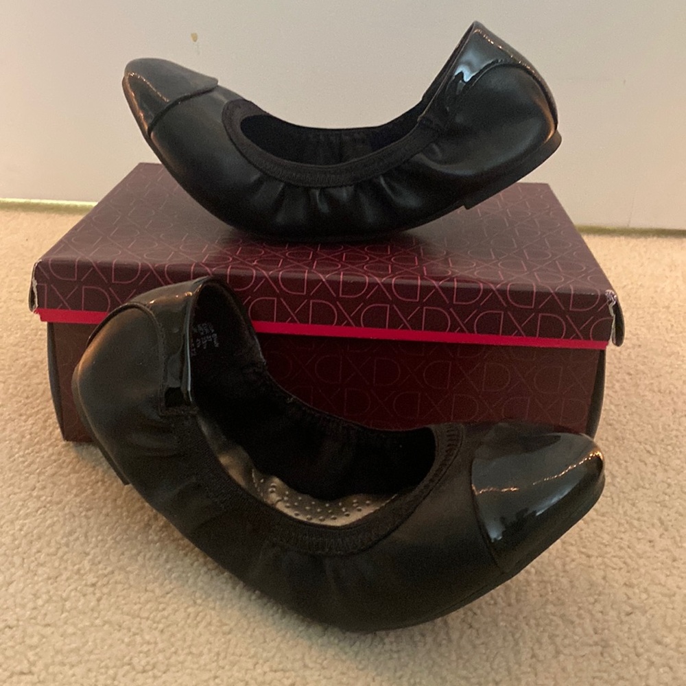 Dexflex black flats